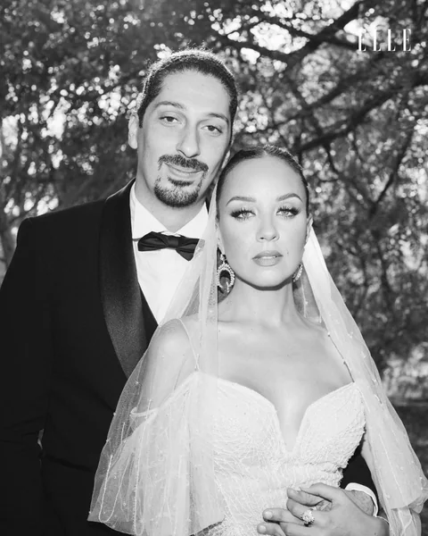 Timeless black-and-white wedding portrait of a bride and groom — bridal beauty by Aya Abdelhamid